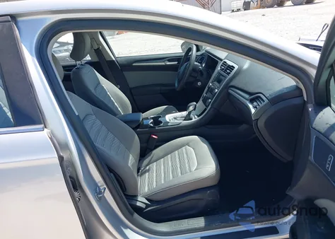 2016 Ford Fusion S z USA, uszkodzony, nr VIN 1FA6P0G76G5123099